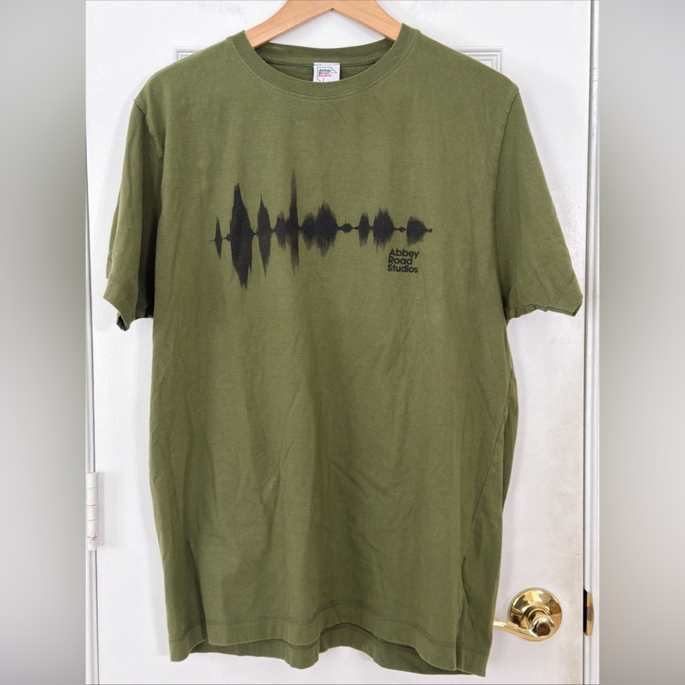 Abbey Road Studios MEN’S GREEN SOUNDWAVES T SHIRT Size XL VGC